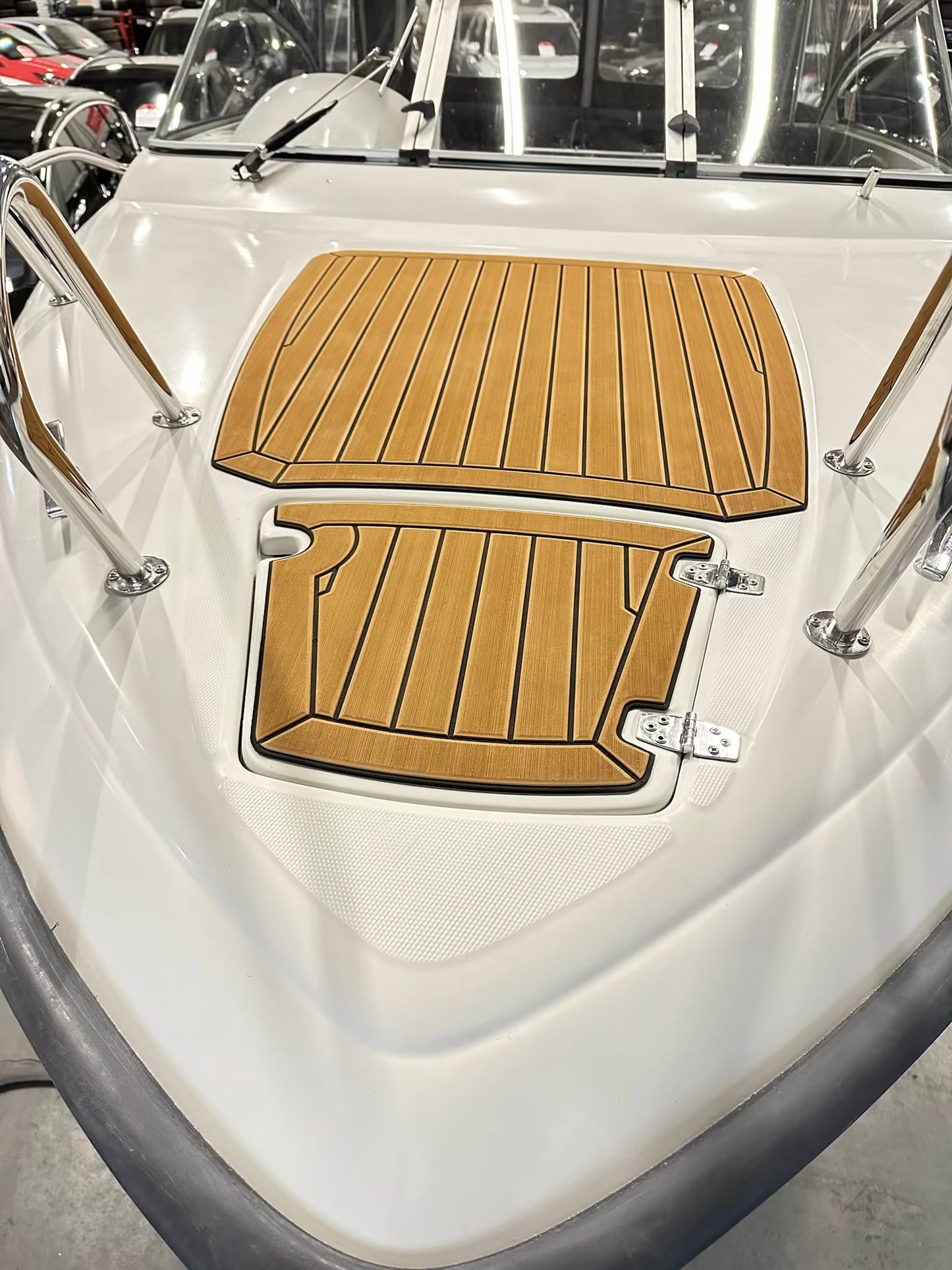 Askeladden 605 Explorer med komplett EVA Teak/Sort Foamdeck pakke fra Sandøy Båtdekk ( Fordekk )