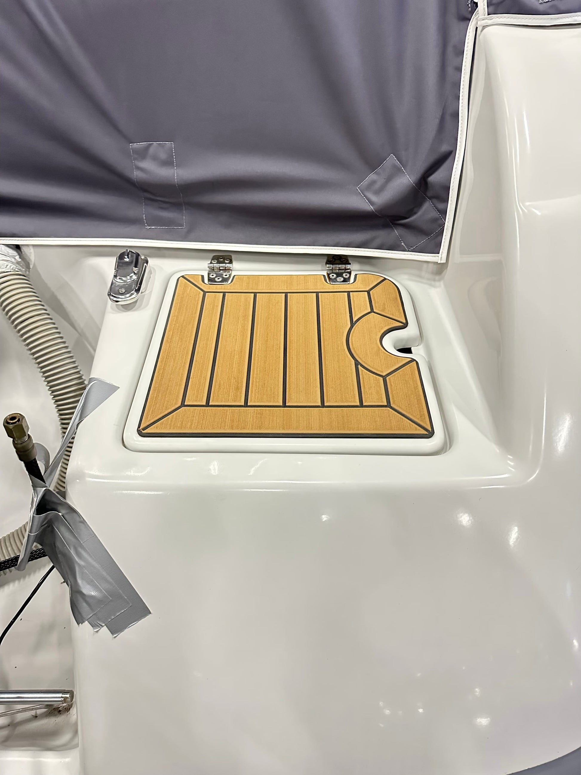 Askeladden 605 Explorer med komplett EVA Foamdeck pakke fra Sandøy Båtdekk ( Plattform SB )