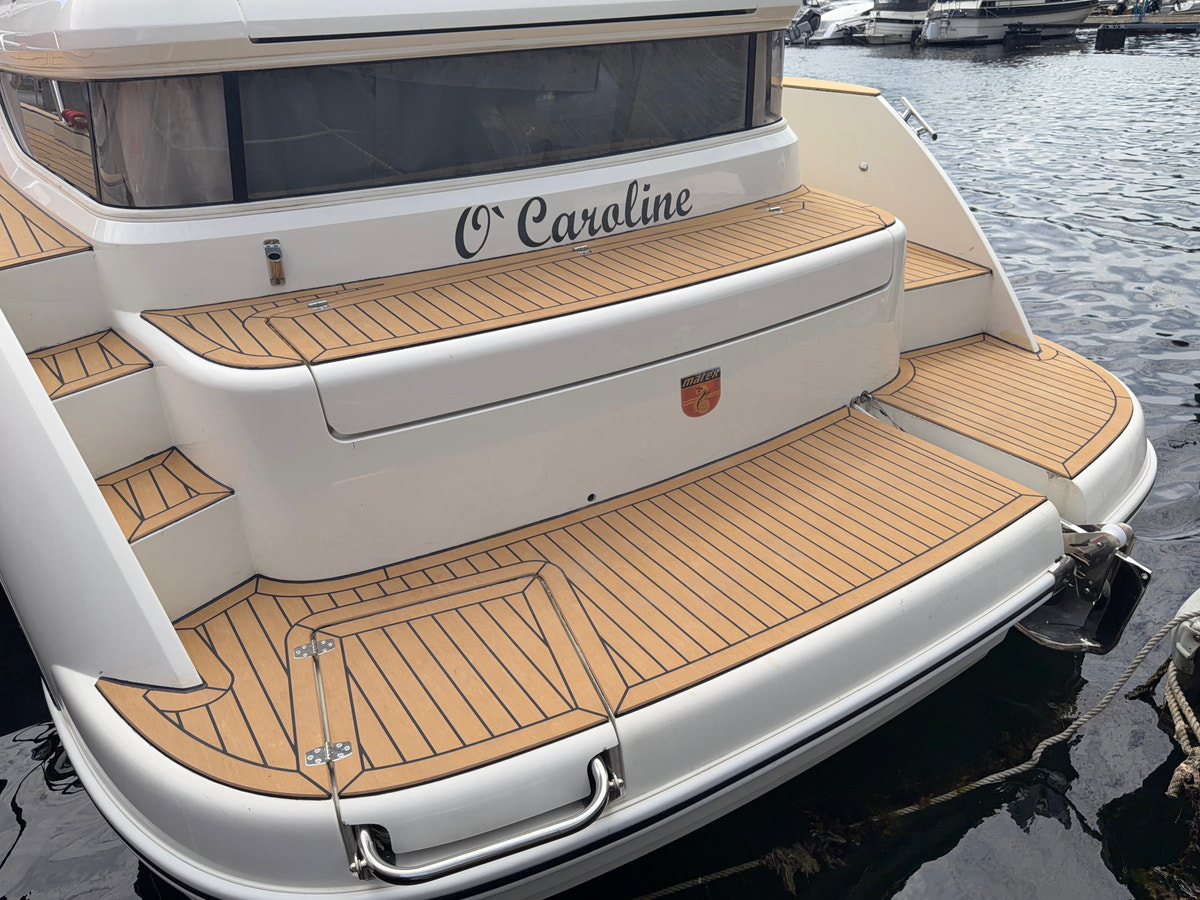 Flexiteek båtdekk til Marex 320 Aft Cabin Cruiser 