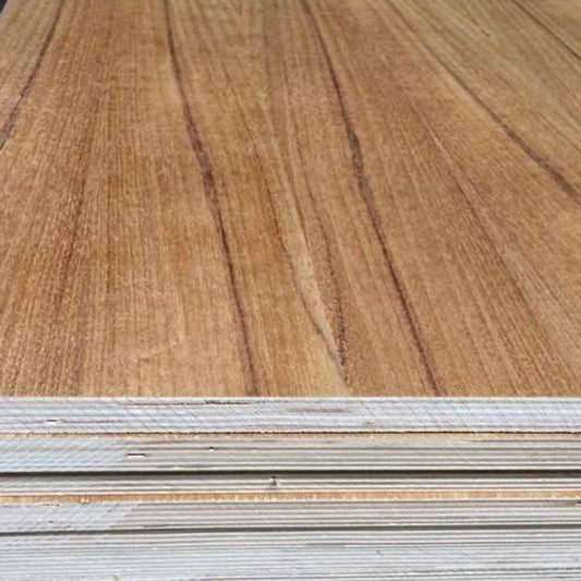 Teakfinerplater, laminatplater, og glassfiberplater fra Sandøy Båtdekk. Trenger du nytt båtdekk eller lei av vedlikehold og slitt teakdekk/laminatdekk? Bestill teakfinerplater i vår nettbutikk, båtdekkbutikken.no